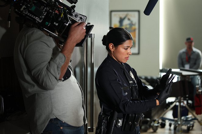 Az újonc - Season 6 - Strike Back - Forgatási fotók - Lisseth Chavez