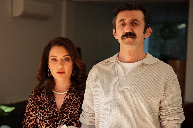 Sandık Kokusu - Episode 10 - Photos - Necip Memili