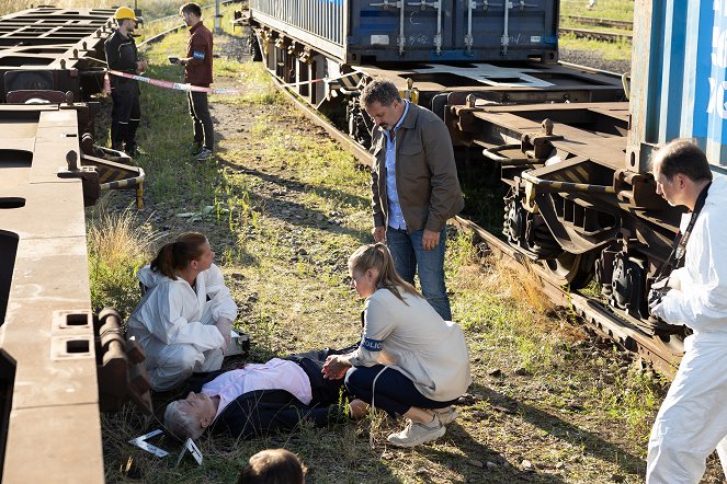 Specialisté - Smrt na hedvábné stezce - Photos - Martin Dejdar