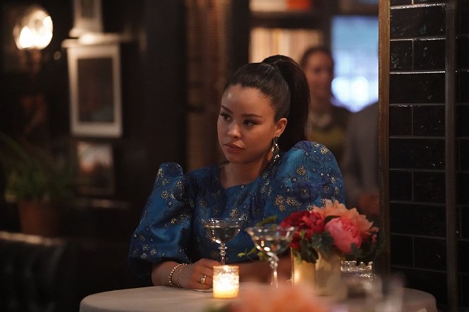 Good Trouble - Season 5 - All These Engagements - Z filmu