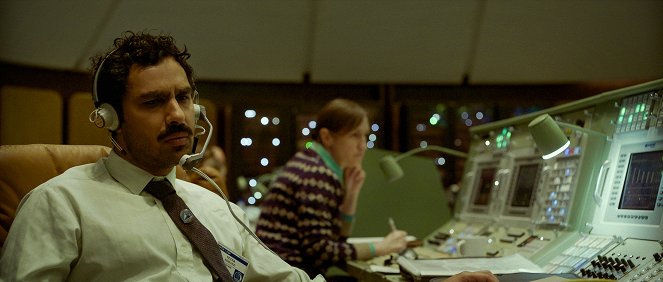 Spaceman - Kuvat elokuvasta - Kunal Nayyar