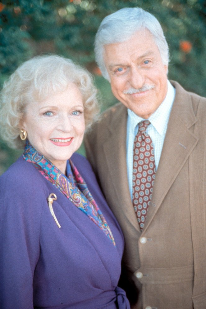 Diagnosis Murder - Death by Extermination - Promo - Betty White, Dick Van Dyke