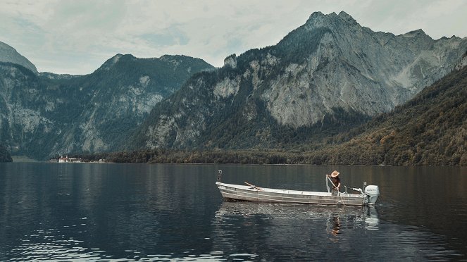 Heimatleuchten - 2024 - Hier lässt sich’s leben – Stilles Wasser, stilles Tal - De la película