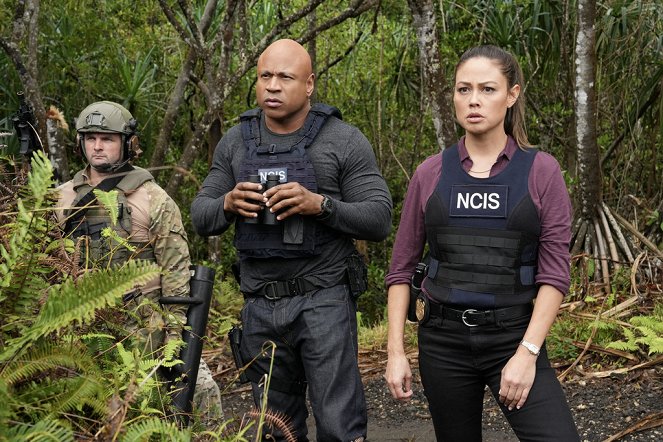 NCIS: Hawai'i - Season 3 - Crash and Burn - Film - LL Cool J, Vanessa Lachey