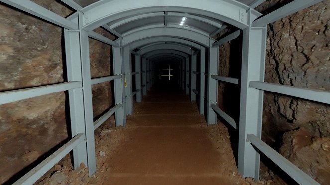 Abandoned Engineering - The Mafia Bunker - Photos