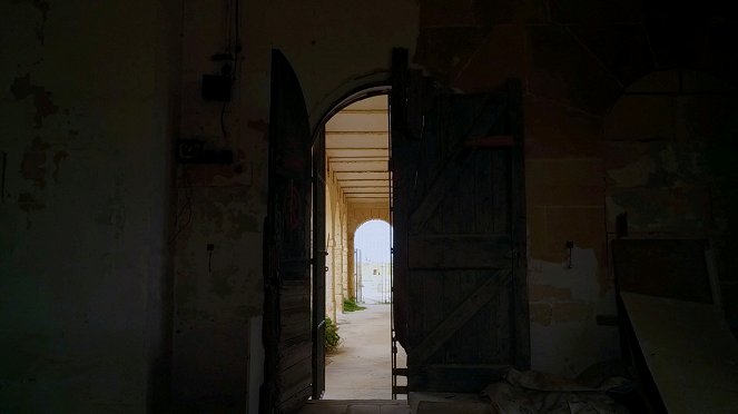 Abandoned Engineering - The Mafia Bunker - Photos