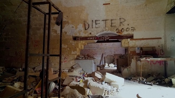 Abandoned Engineering - The Mafia Bunker - Photos