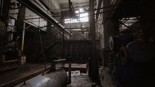 Abandoned Engineering - American Ghost Park - Van film