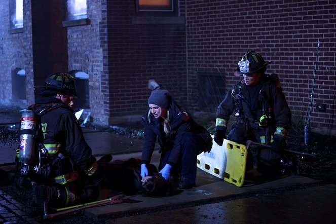 Chicago Fire - The Little Things - Photos