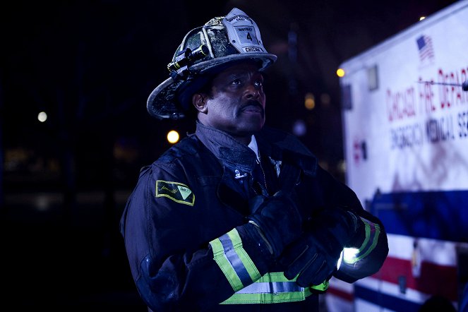 Chicago Fire - The Little Things - Photos - Eamonn Walker