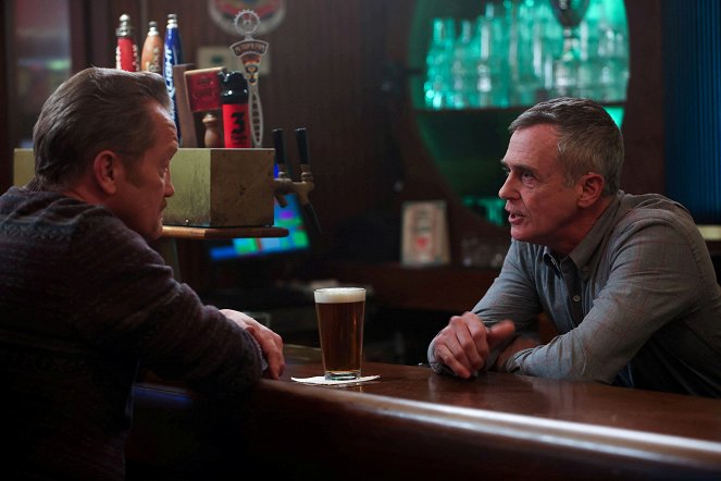 Chicago Fire - On the Hook - Photos - David Eigenberg