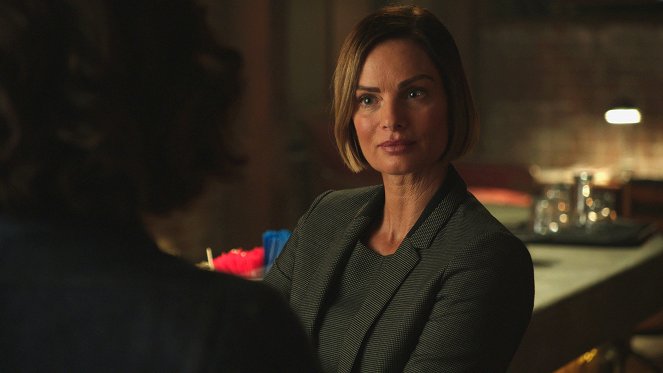 Once Upon a Time - Hyperion Heights - Photos - Gabrielle Anwar