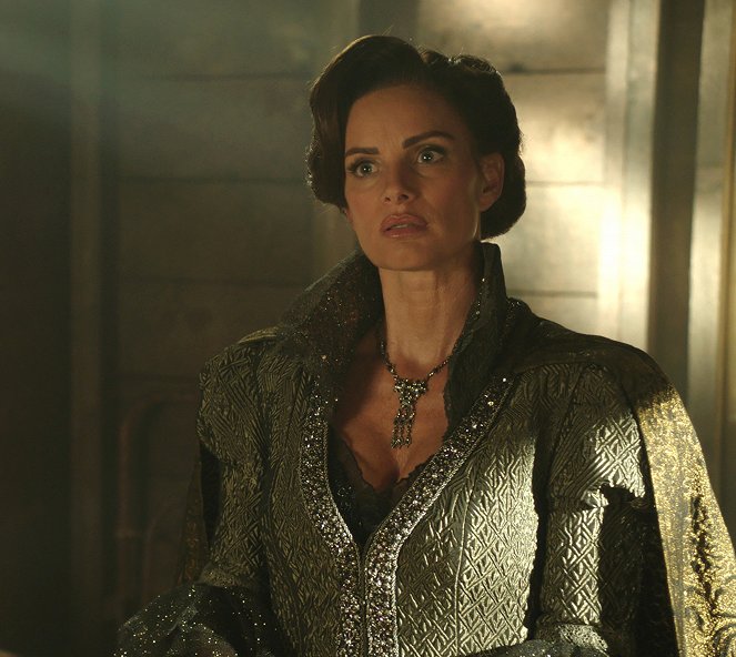 Once Upon a Time - A Pirate's Life - Photos - Gabrielle Anwar