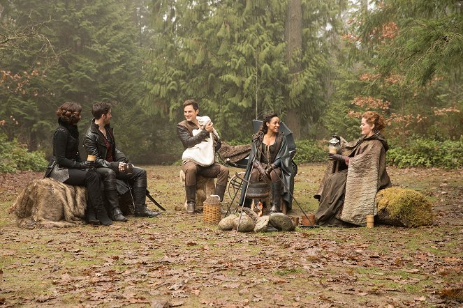 Once Upon a Time - The Girl in the Tower - Photos - Andrew J. West, Dania Ramirez, Rebecca Mader