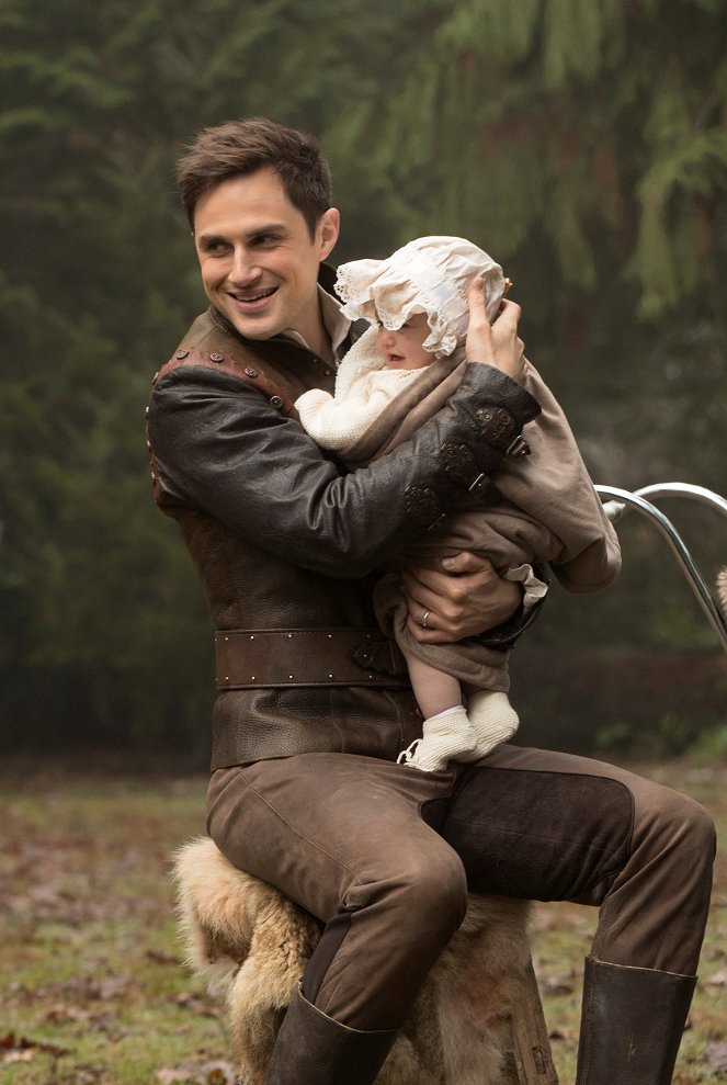 Once Upon a Time - The Girl in the Tower - Photos - Andrew J. West