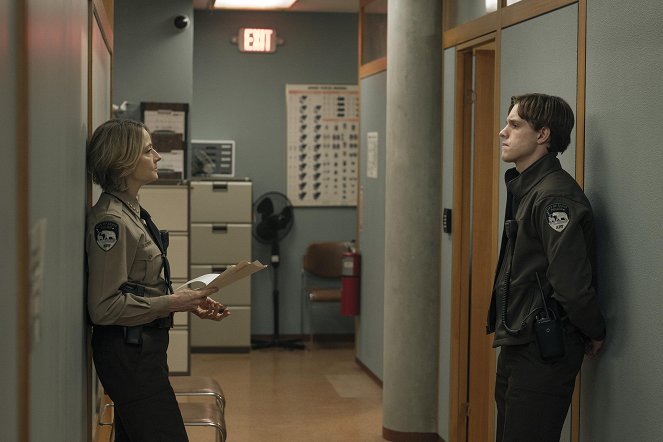 Detektyw - Part 5 - Z filmu - Jodie Foster, Finn Bennett