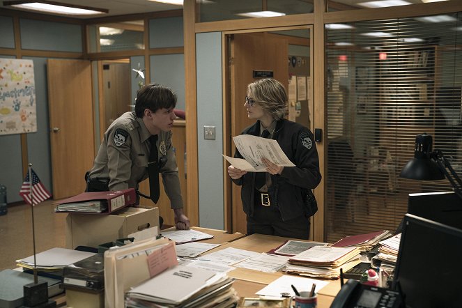 True Detective - Part 4 - Photos - Finn Bennett, Jodie Foster