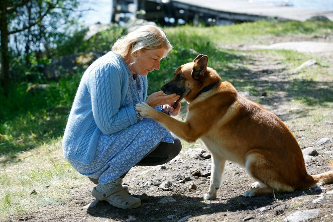 Murha Sandhamnissa - Myötä- ja vastoinkäymisissä - Kuvat elokuvasta