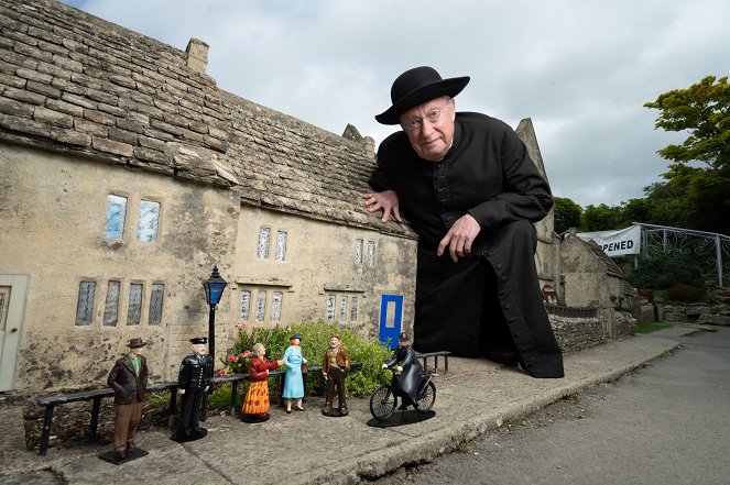 Father Brown - The Winds of Change - Werbefoto - Mark Williams