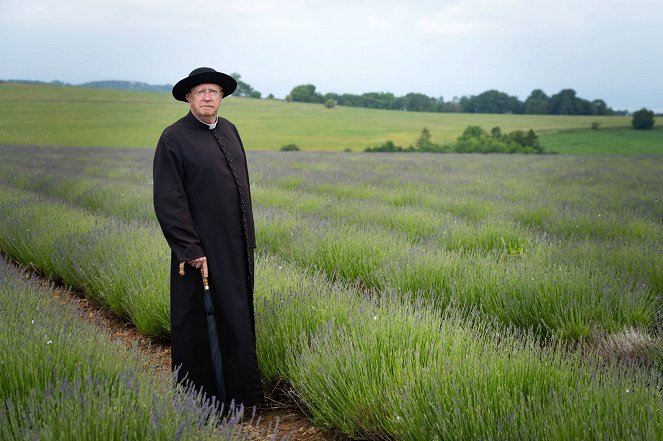 Father Brown - Season 10 - Werbefoto - Mark Williams