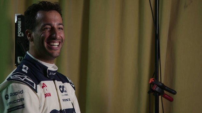 Formula 1: Drive to Survive - Three's a Crowd - Van film