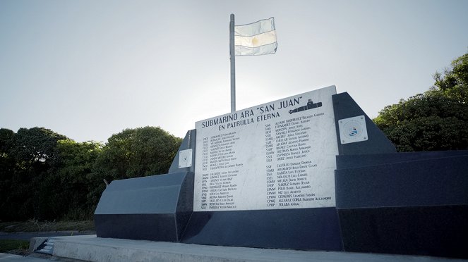 ARA San Juan: El submarino que desapareció - La caja negra - De la película