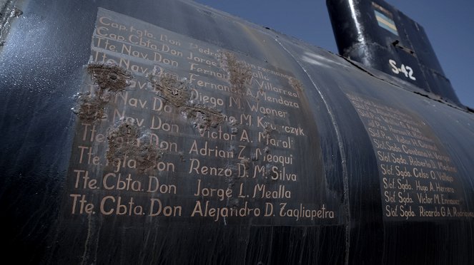 ARA San Juan: El submarino que desapareció - La caja negra - De la película