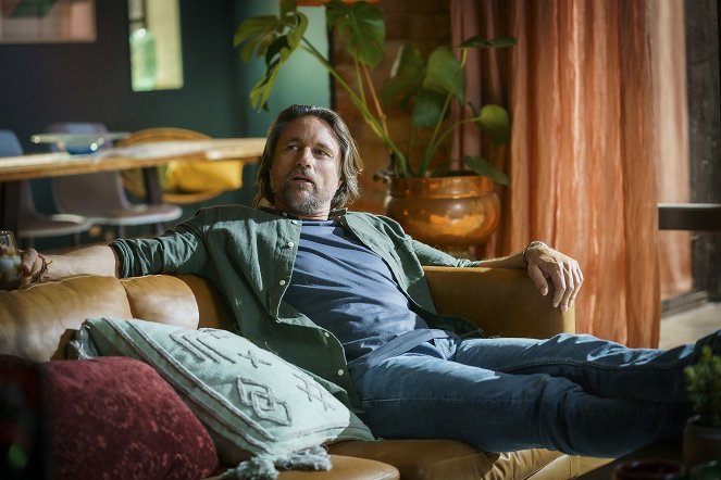 My Life Is Murder - It Takes Two - Photos - Martin Henderson