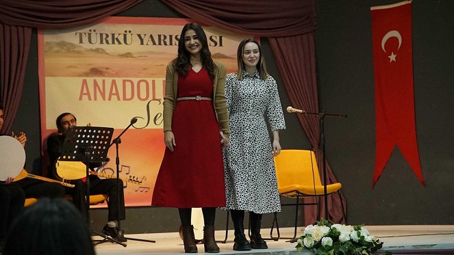 Gönül Dağı - Sarı Gelin - De la película