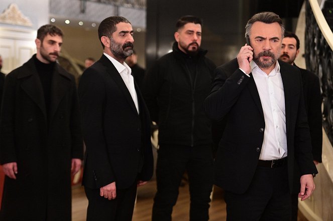 Ben Bu Cihana Sığmazam - Episode 23 - Photos - Oktay Kaynarca