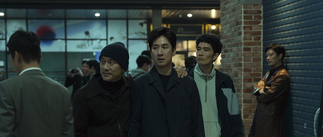 Dr Mózg: W otchłani świadomości - Rozdział 3 - Z filmu - Ju-won Lee, Sun-kyun Lee, Tae-goo Eom