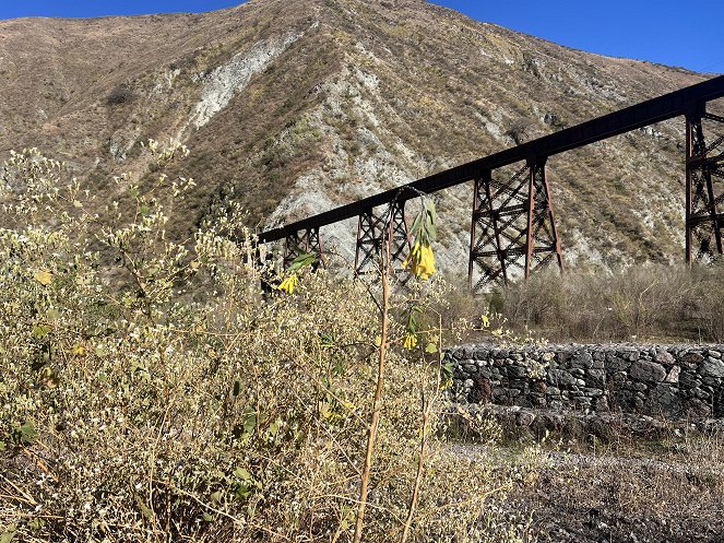 World's Most Dangerous Railway Lines - Der Wolkenzug - Photos