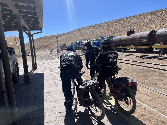 Die gefährlichsten Bahnstrecken der Welt - Der Wolkenzug - De la película