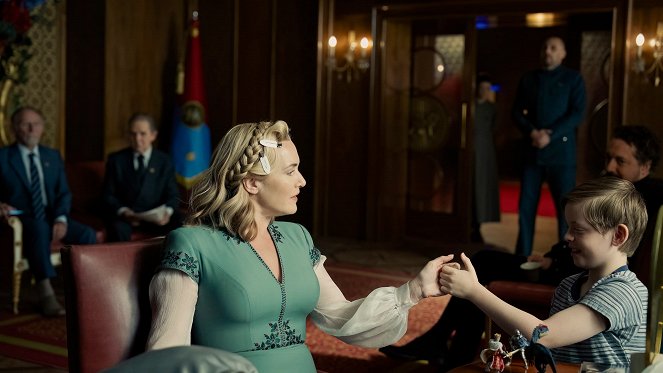 A rezsim - Victory Day - Filmfotók - Kate Winslet