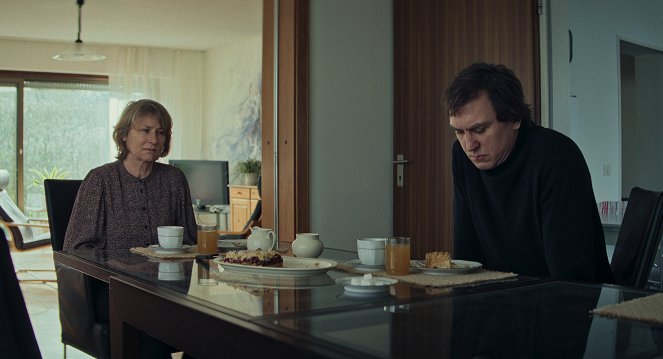 Sterben - De la película - Corinna Harfouch, Lars Eidinger