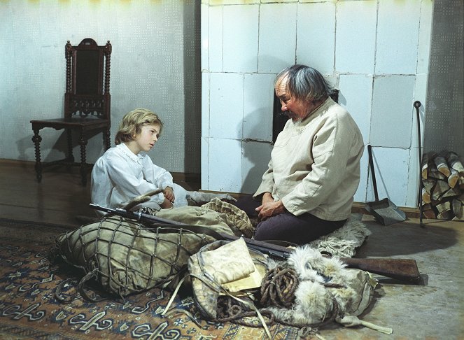 Dersu Uzala (El cazador) - De la película - Dmitriy Korshikov, Maksim Munzuk