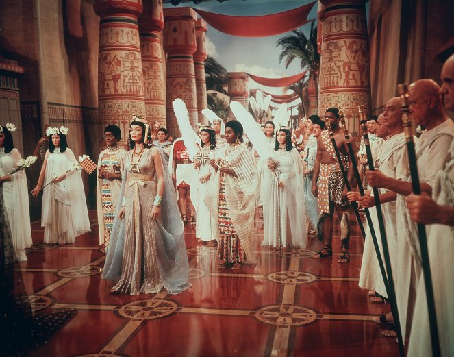 Sinuhé, el egipcio - De la película - Gene Tierney