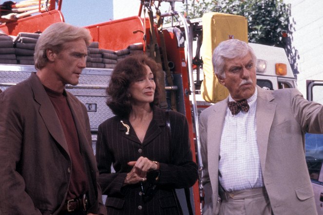 Diagnosis Murder - Murder in the Courthouse - Photos - Barry Van Dyke, Dixie Carter, Dick Van Dyke