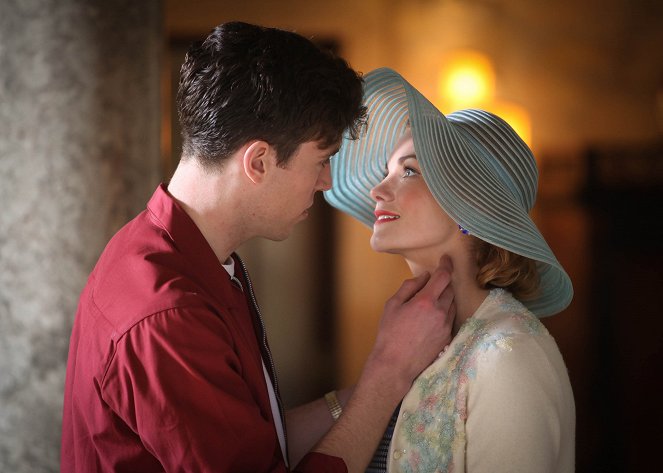 Agatha Christie Marple kisasszonya - Season 6 - Örök éj - Filmfotók - Tom Hughes, Joanna Vanderham