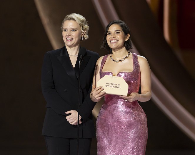 OSCARS - Die Nacht 2024 - Die Show - Filmfotos - Kate McKinnon, America Ferrera