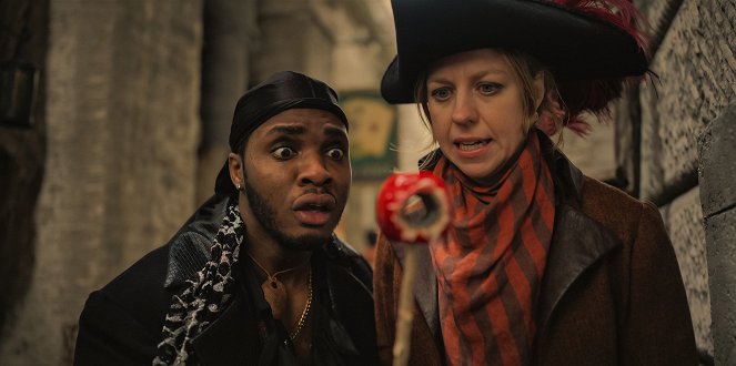 The Completely Made-Up Adventures of Dick Turpin - Run Wilde - Photos - Duayne Boachie, Ellie White