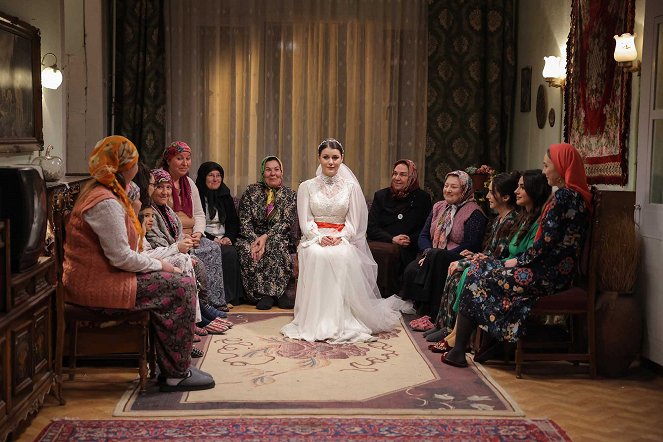 An Anatolian Tale - Bir Umut Dualar Edeceğiz - Photos