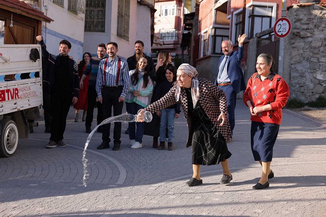 Gönül Dağı - Bir Umut Dualar Edeceğiz - Z filmu