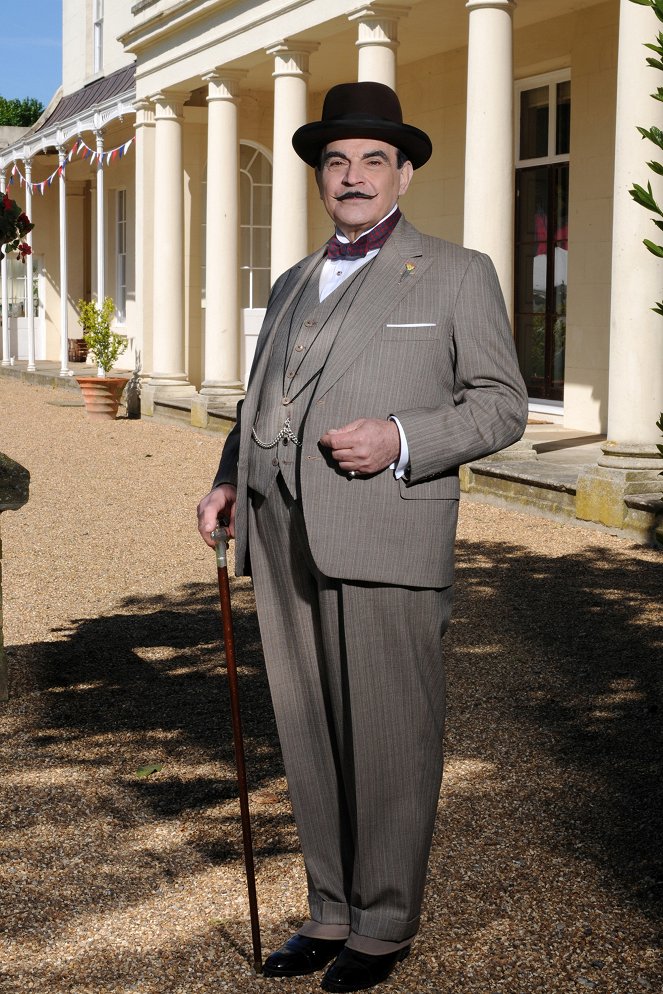 Agatha Christie's Poirot - Kuolleen miehen huvimaja - Promokuvat - David Suchet