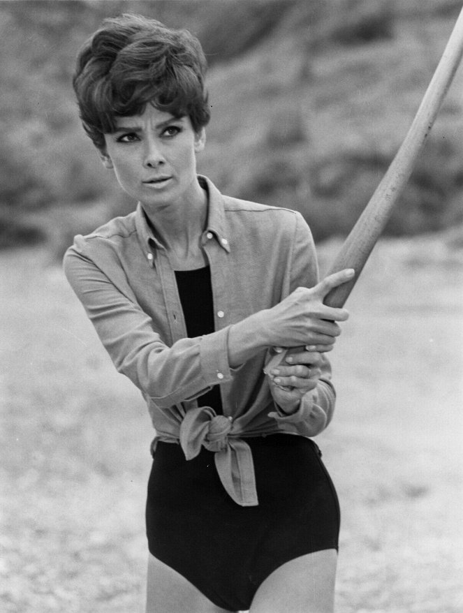 Zwei auf gleichem Weg - Filmfotos - Audrey Hepburn