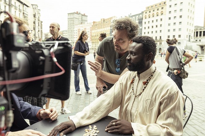 Detective Touré - De filmagens - Esteban Crespo, Malcolm Treviño-Sitté