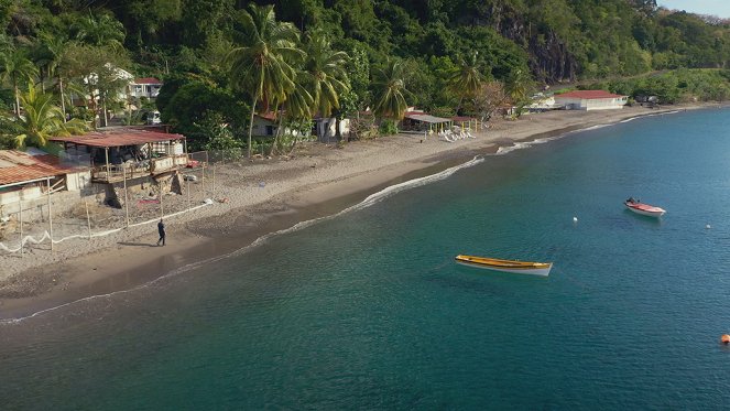 Des volcans et des hommes - Martinique, dans l'ombre de la montagne Pelée - Film
