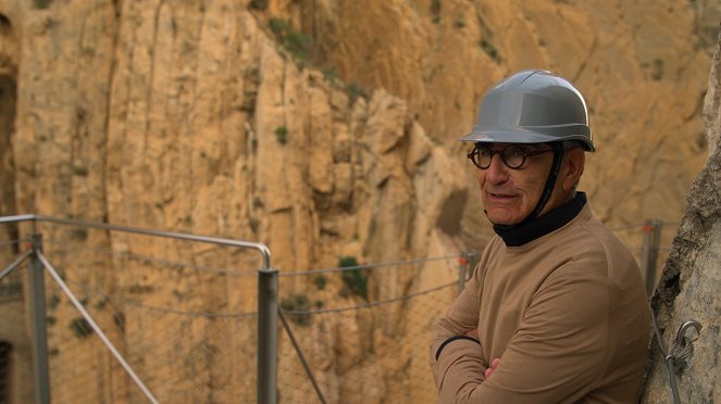 The Reluctant Traveler - Spain: Adventures in Andalusia - Filmfotos - Eugene Levy