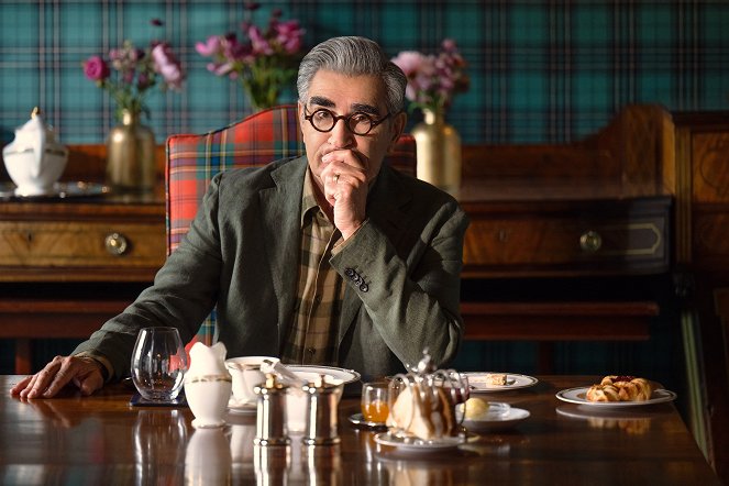The Reluctant Traveler - Season 2 - Scotland: My Mother’s Country - Photos - Eugene Levy