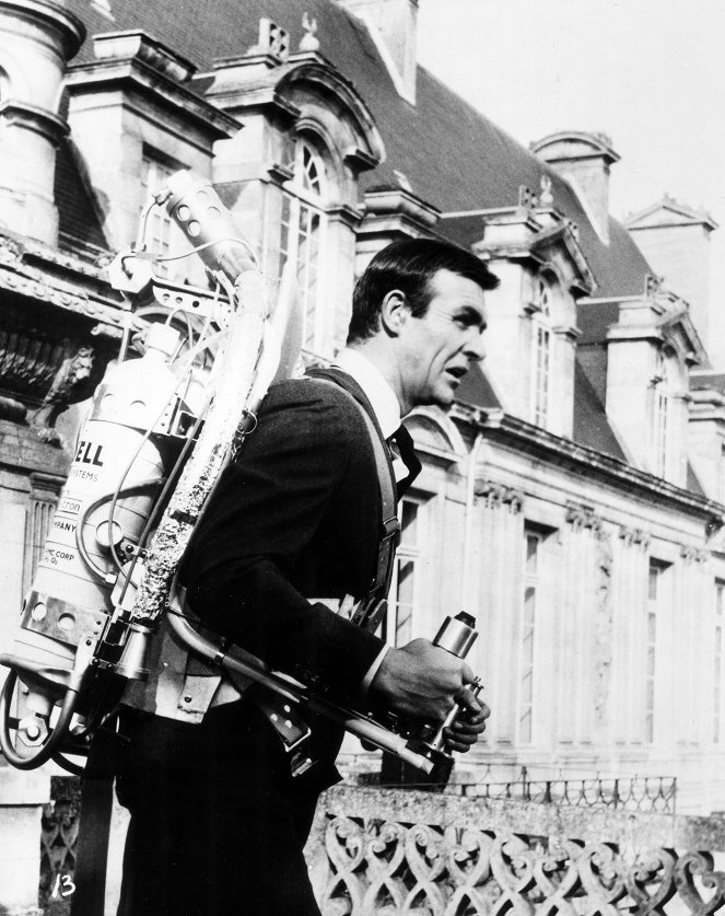 James Bond: Tűzgolyó - Filmfotók - Sean Connery